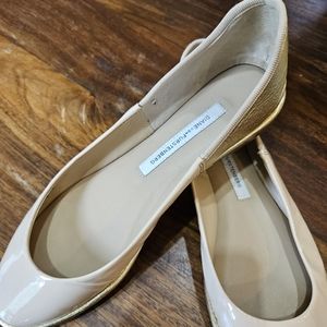 Diane von Furstenberg tan ballet flats, ladies size 6.5